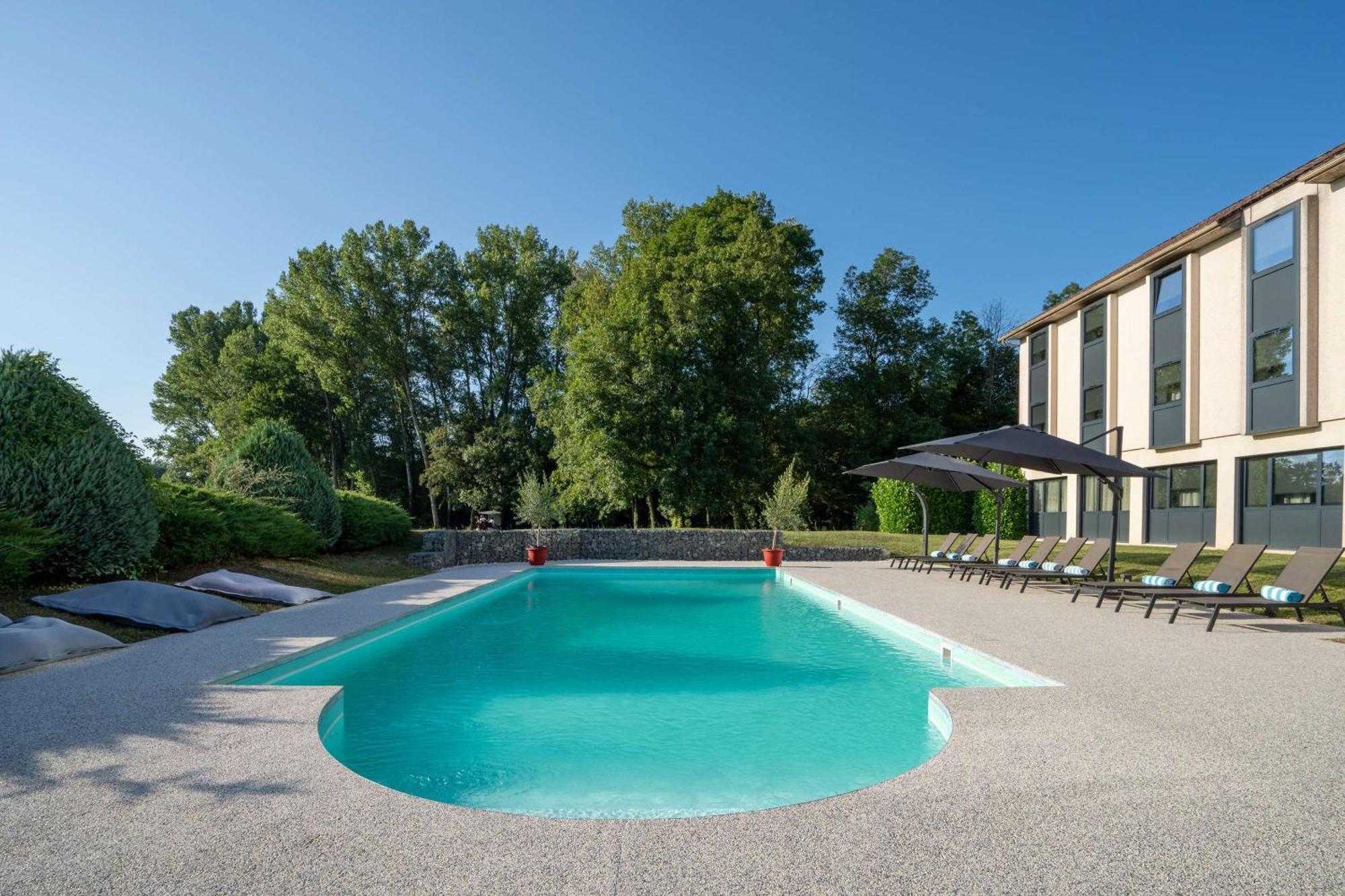 Golf Hôtel Grenoble Charmeil Saint-Quentin-sur-Isère Exterior foto