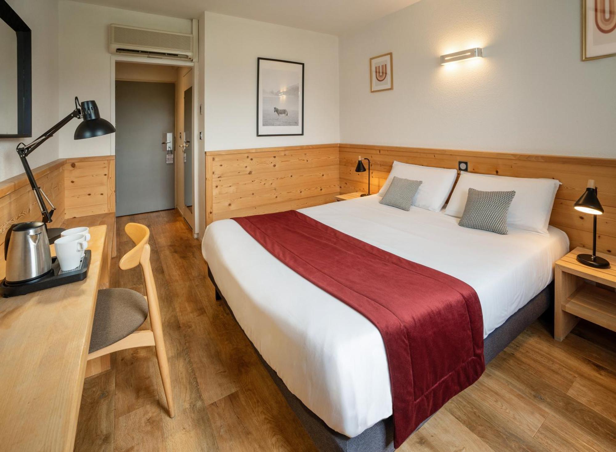 Golf Hôtel Grenoble Charmeil Saint-Quentin-sur-Isère Exterior foto