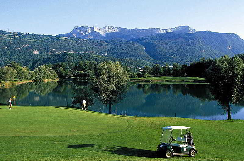 Golf Hôtel Grenoble Charmeil Saint-Quentin-sur-Isère Exterior foto